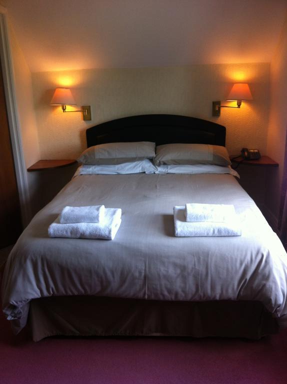 Lisdoonie Hotel Barrow-in-Furness Szoba fotó