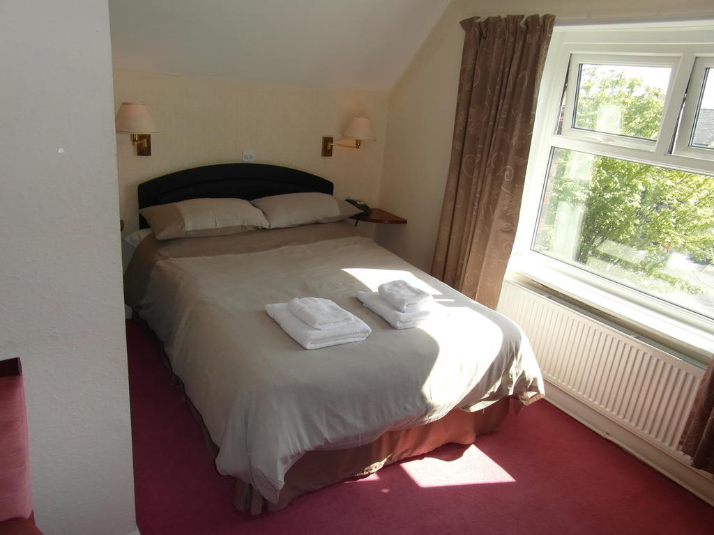 Lisdoonie Hotel Barrow-in-Furness Szoba fotó